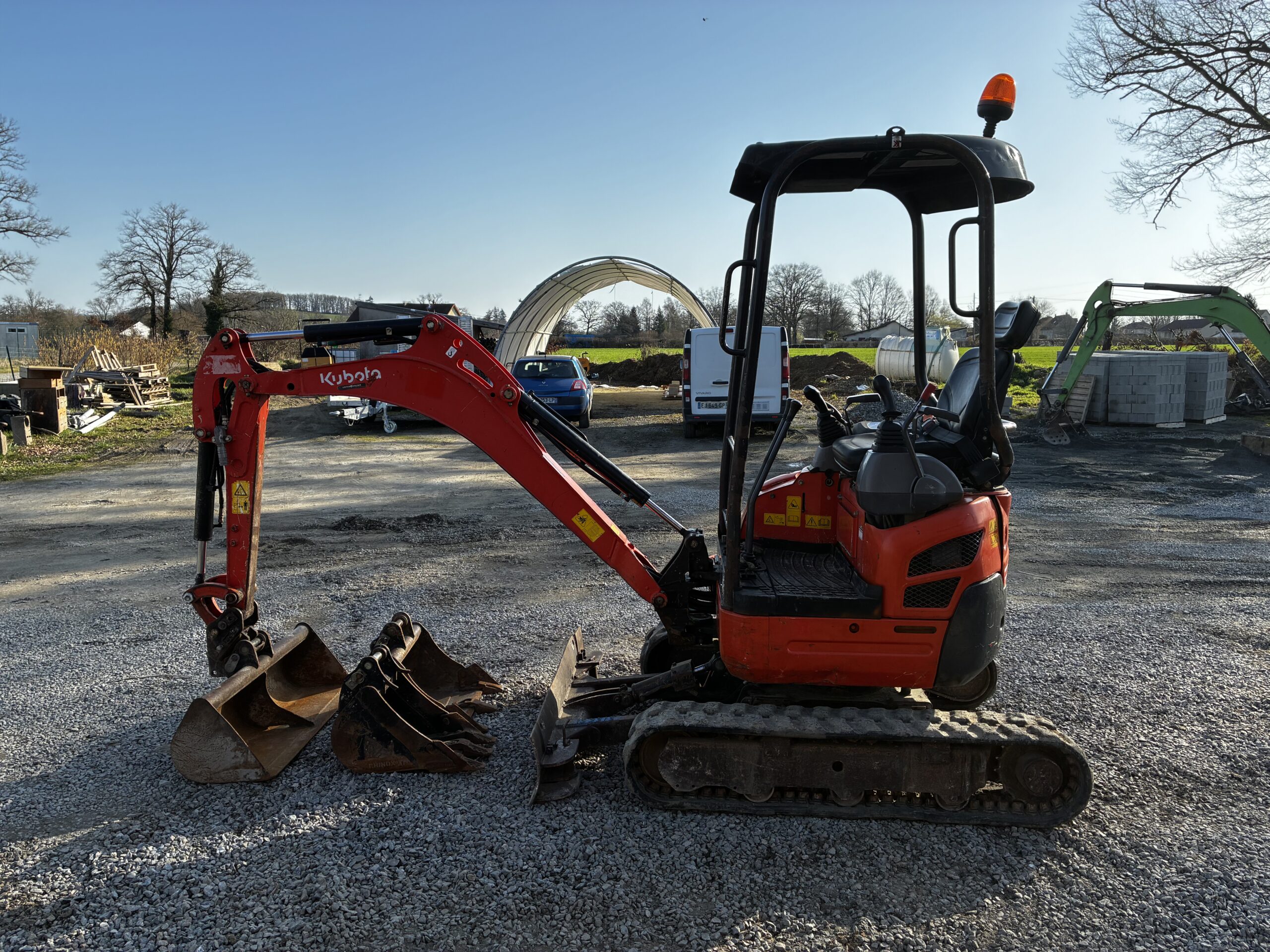 Mini pelle KUBOTA U17-3 (E132) – Image 4
