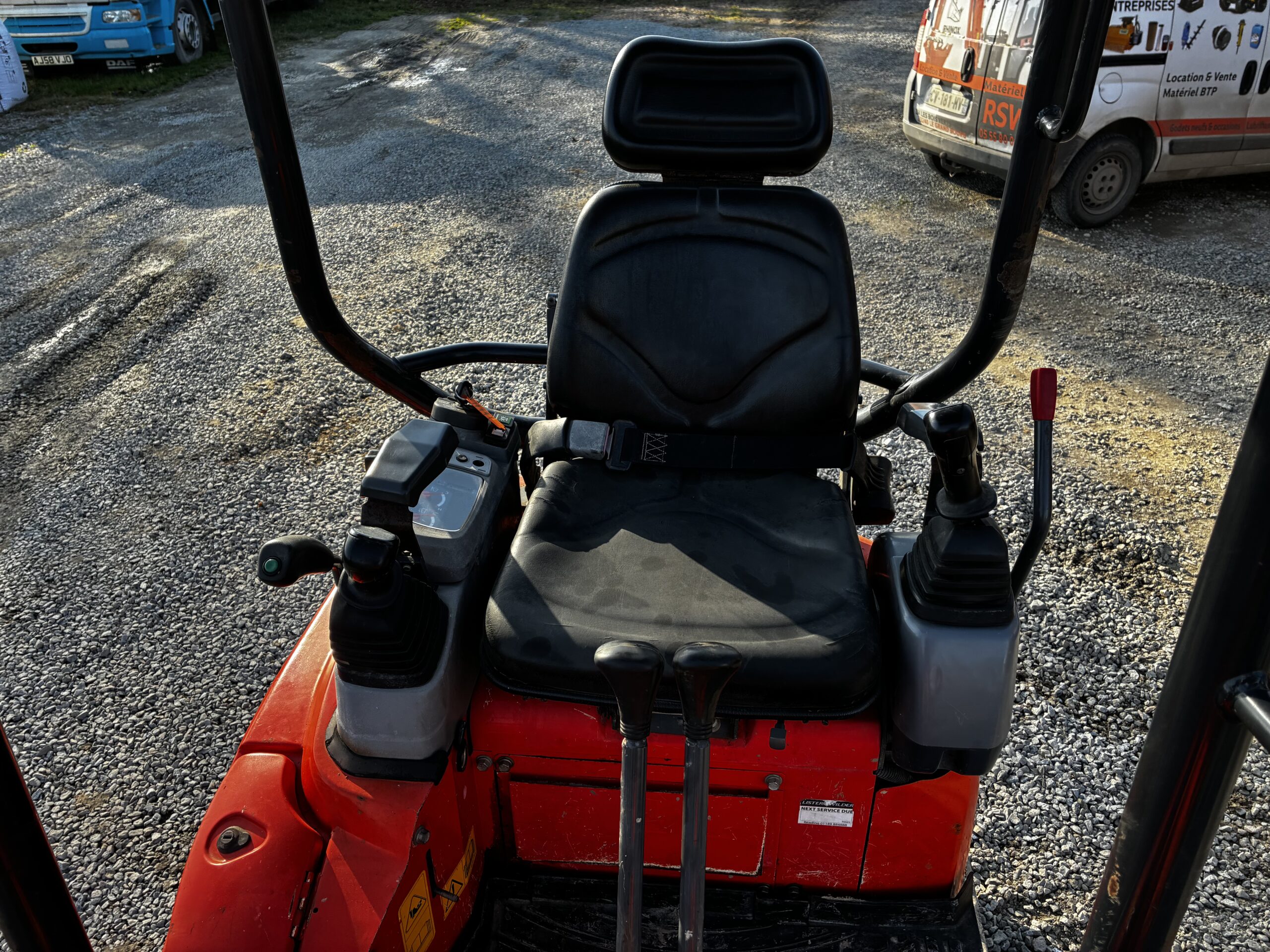 Mini pelle KUBOTA U17-3 (E132) – Image 6