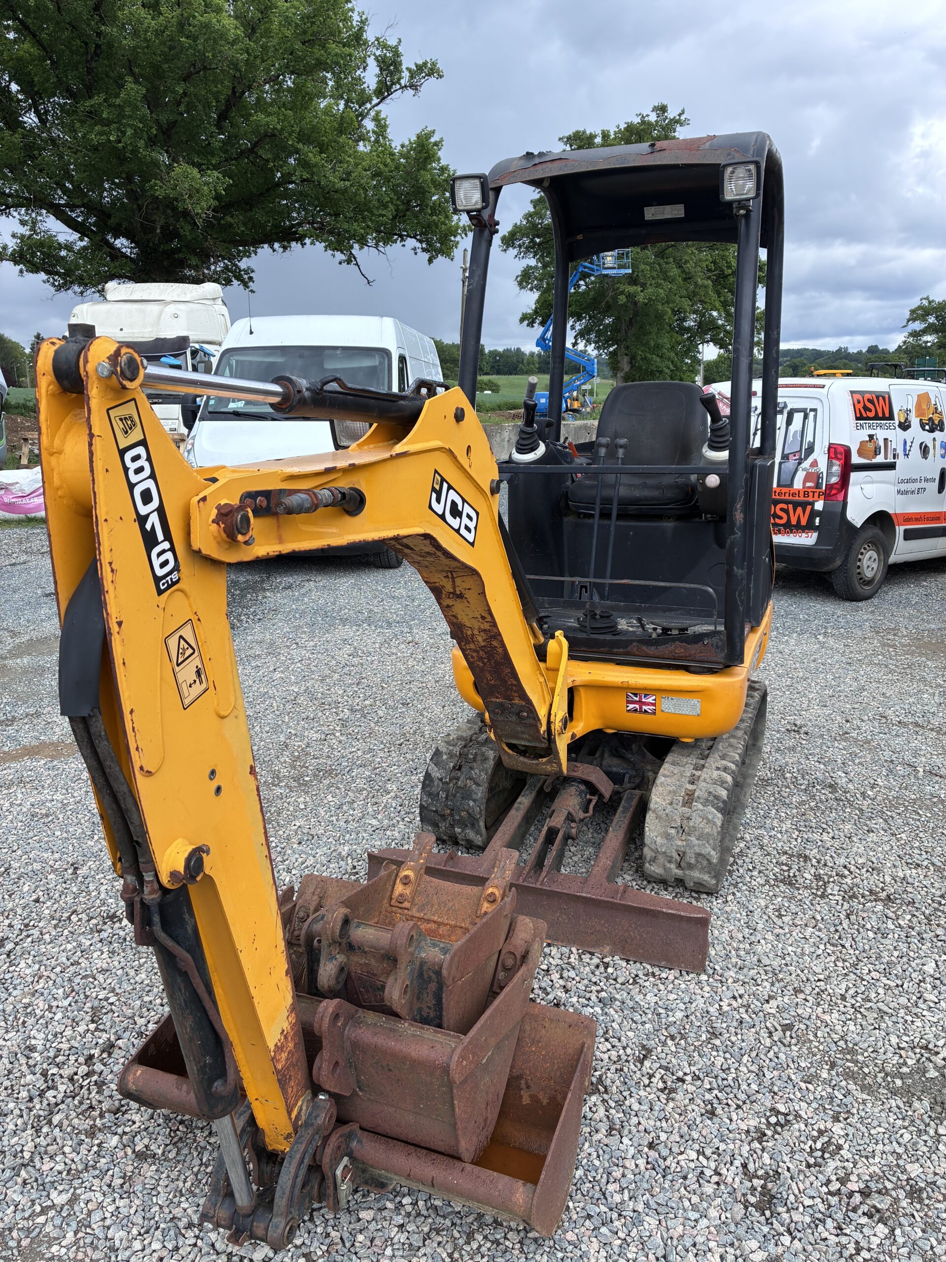 Mini pelle JCB 8016 (E148) – Image 2